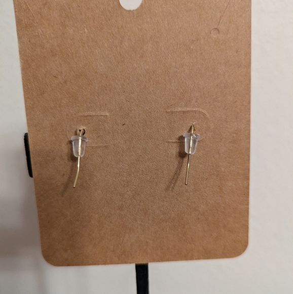 🎄BOGO FREE🎄Handmade Gold Dragonfly Earrings - Picture 4 of 4